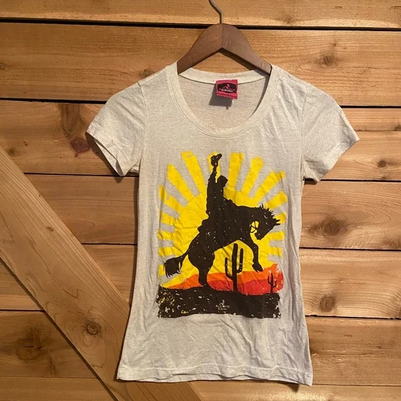 Ali Dee Bucking Horse Sunset Graphic Tee - Picture 1 of 5
